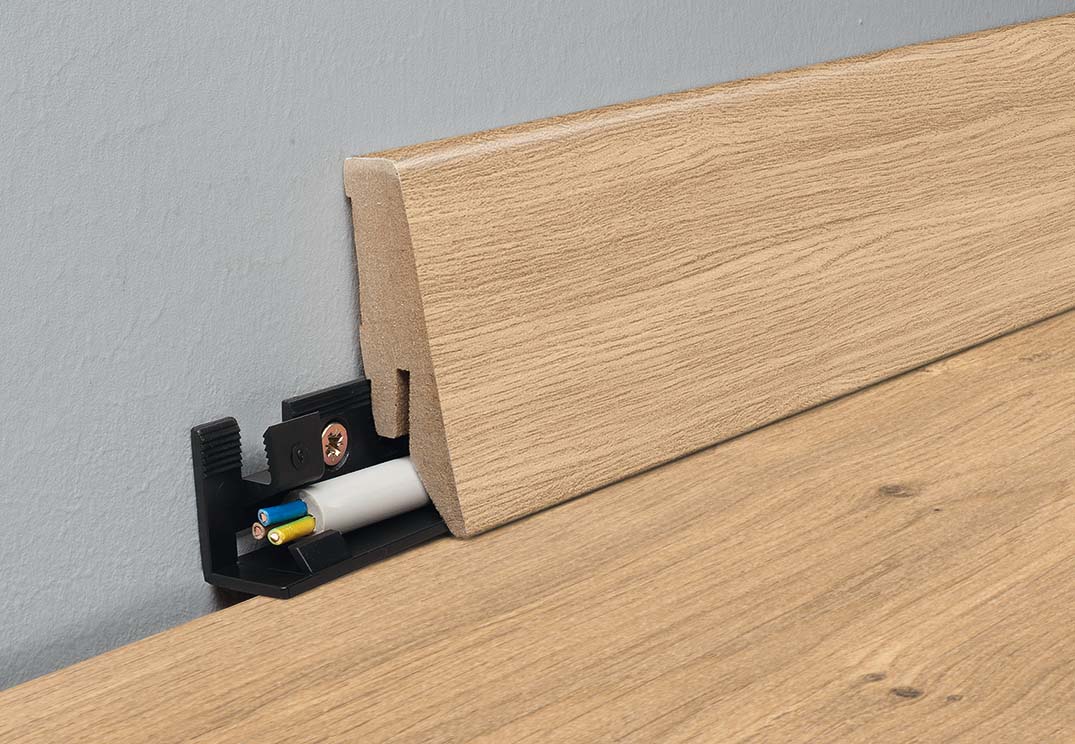 Kronoflooring Sockelleisten Eiche Dekor 18 x 58 mm,K58C Clip-Leiste, MDF-foliert
