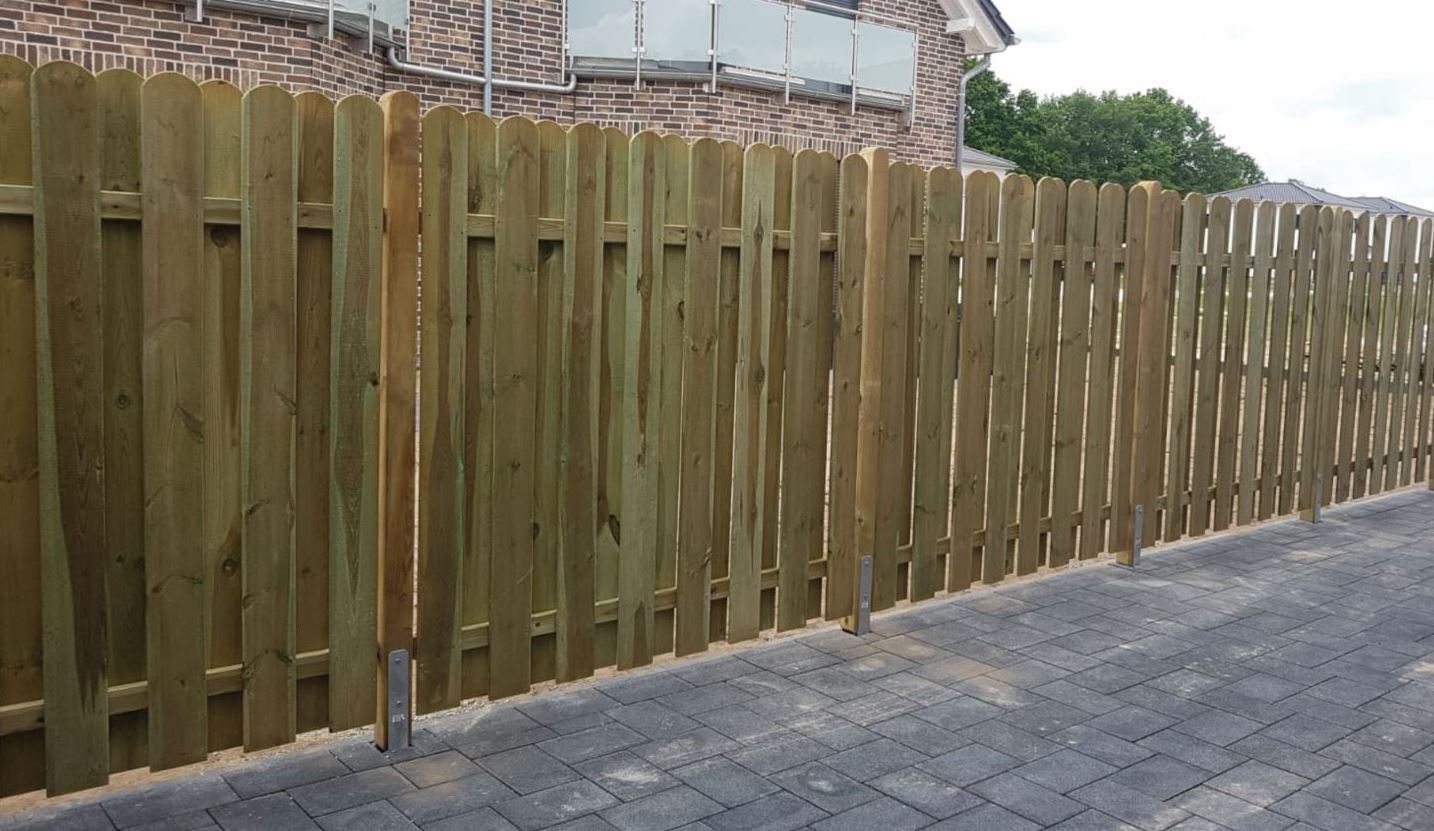 Bretterzaun STABIL gerade KDI grün Bretter 16 x 140 mm, Riegel ca. 28 x 70