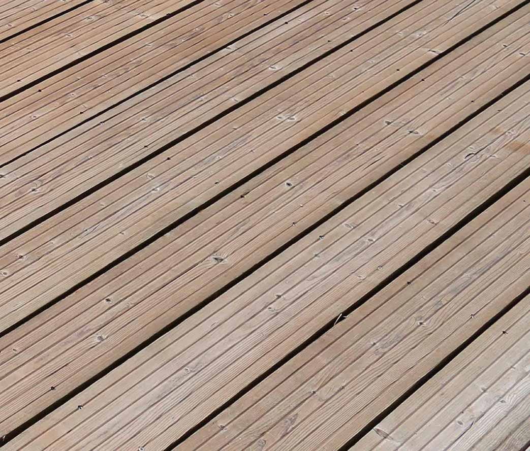 27 x 140 mm thermisch veredelte Fichte Gartendielen, eins. geriffelt,TMT-Holz