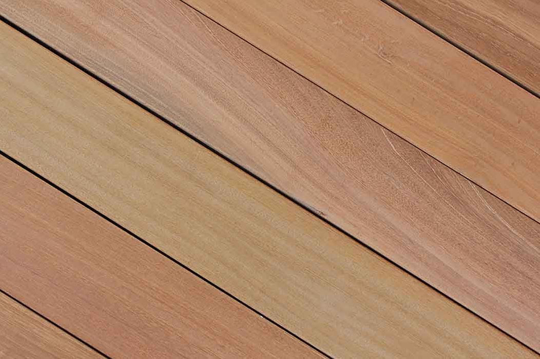 Bangkirai Gartenbretter 25 x 145 mm KD "PREMIUM", 4-seitig GLATT