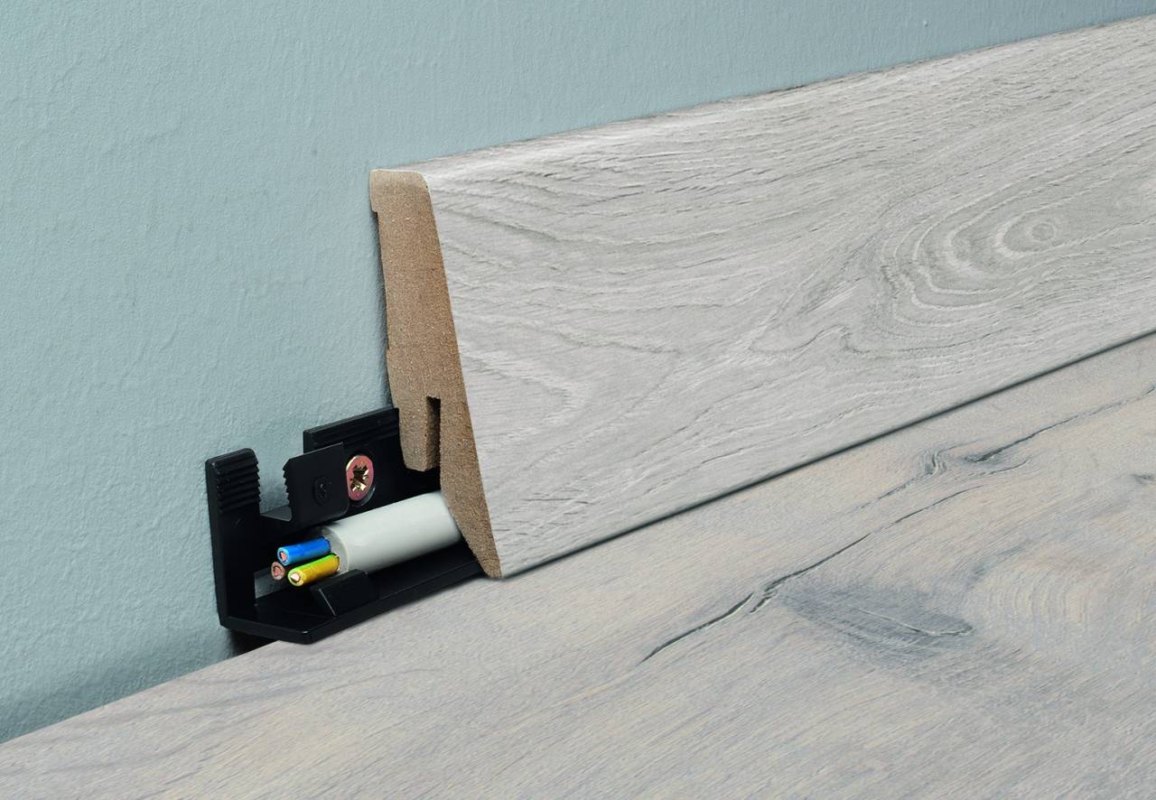 Kronoflooring Sockelleisten Eiche Dekor 18 x 58 mm,K58C Clip-Leiste, MDF-foliert